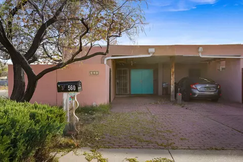 560 Aztec Rd NW, Albuquerque, NM 87107