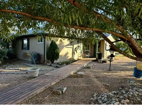 10574 Nm 337, Tijeras, NM 87059