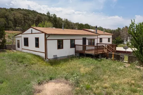 61 East Trl, Edgewood, NM 87015