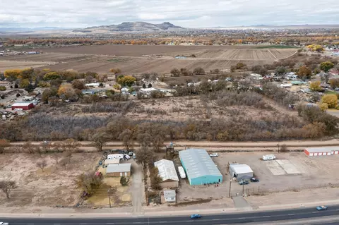 6 Roberto Rd, Los Lunas, NM 87031
