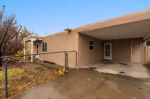 1206 Morning Dr, Santa Fe, NM 87507