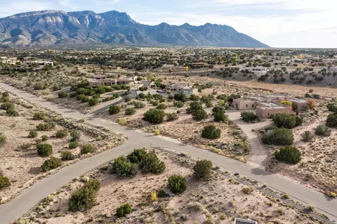 63 Anasazi Trails Loop, Placitas, NM 87043