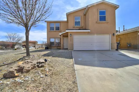 5750 Quay Dr NE, Rio Rancho, NM 87144