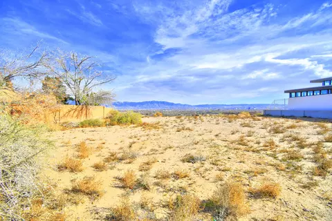 2312 La Vista Ct NW, Albuquerque, NM 87120