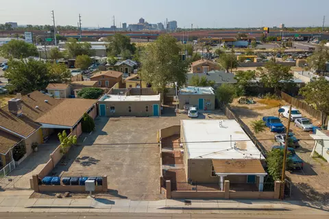 426 Towner Ave NW, Albuquerque, NM 87102