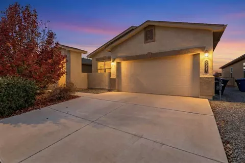 6923 Silver Moon Rd NW, Albuquerque, NM 87114
