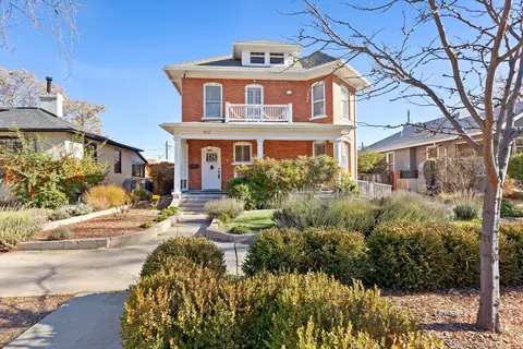 412 11th St NW, Albuquerque, NM 87102