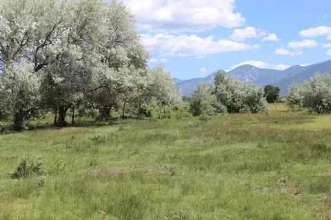 La Senisa Rd., Taos, NM 87571