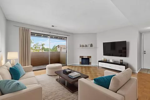 3841 Montgomery Blvd NE #835, Albuquerque, NM 87109