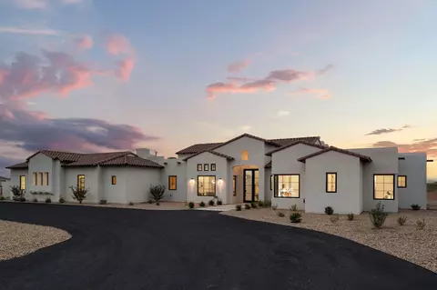 8601 Beverly Hills Ave NE, Albuquerque, NM 87122