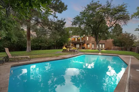 1504 N Lucyle Pl NW, Albuquerque, NM 87114