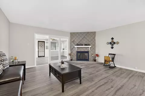 10401 Princess Jeanne Ave NE, Albuquerque, NM 87112