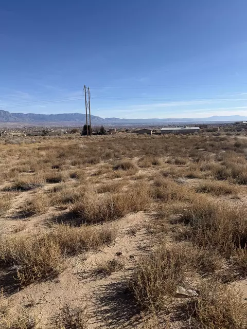 1216 Villa Rd SE, Rio Rancho, NM 87124
