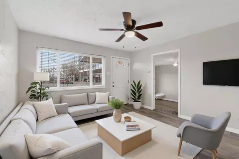 1920 Sanford Ave SW, Albuquerque, NM 87105