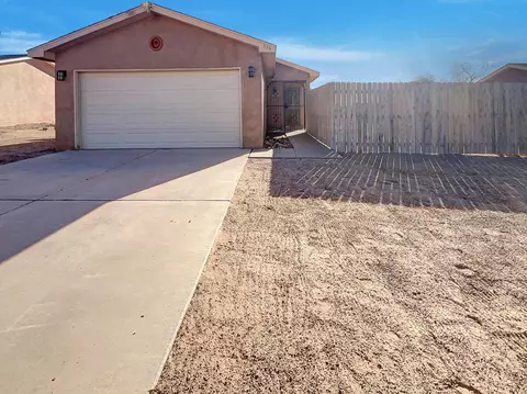 336 4th Ave SW, Rio Rancho, NM 87124
