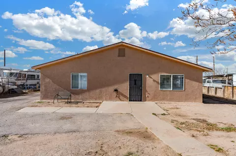 4603 Clay St SE, Albuquerque, NM 87105