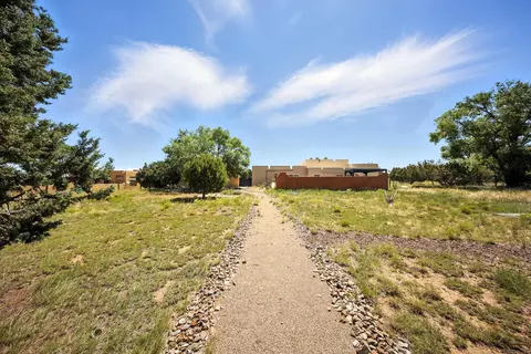 19 Tierra Del Sol Rd, Edgewood, NM 87015