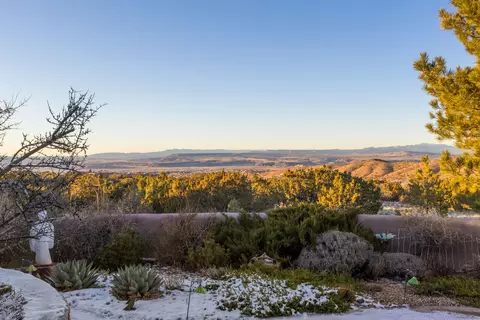 41 La Puerta Trl, Placitas, NM 87043