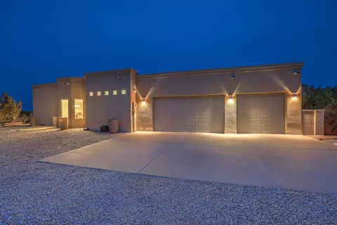 255 Diamond Tail Rd, Placitas, NM 87043