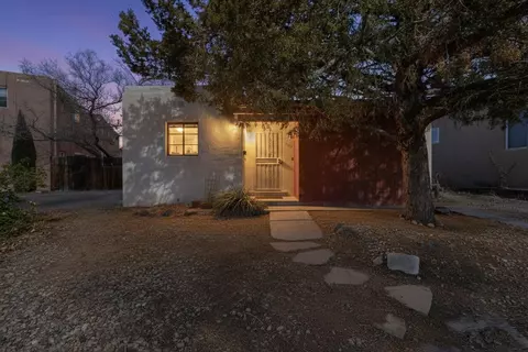 3705 Campus Blvd NE, Albuquerque, NM 87106