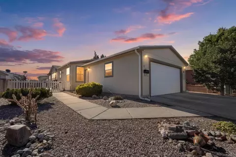 213 Sunrise Bluffs Dr, Belen, NM 87002