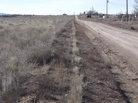 9 Loma Del Sol, Moriarty, NM 87035 photo 2