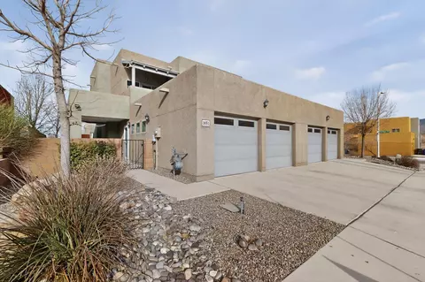 1651 Domino Dr SE, Albuquerque, NM 87123