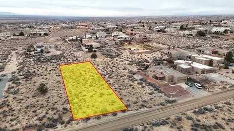 6820 Vatapa Rd NE, Rio Rancho, NM 87144