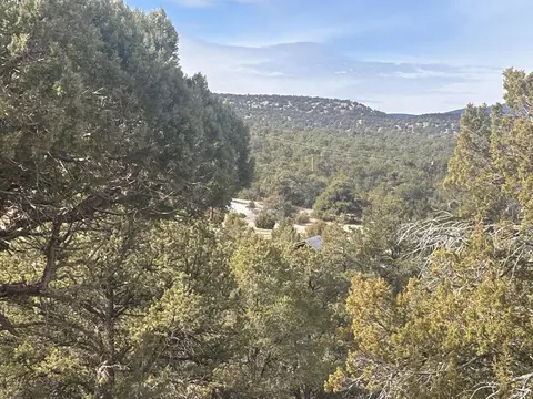 227 Tee Pee Trl, Datil, NM 87821