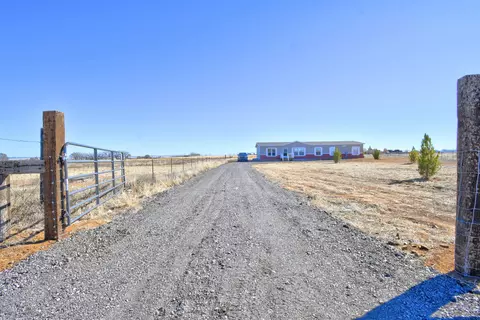 36 Kimberly Loop, Moriarty, NM 87035 photo 2