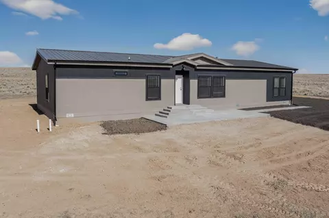 97 Cattle Loop, Moriarty, NM 87035