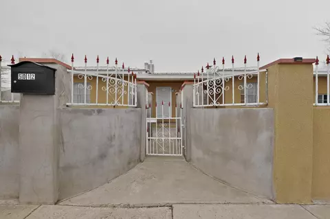 5012 Ute Dr NW, Albuquerque, NM 87105
