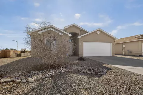 103 Oakwood Ct SW, Rio Rancho, NM 87124
