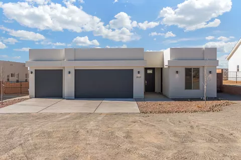 2527 Box Lake Dr NE, Rio Rancho, NM 87144