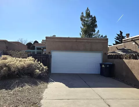 5613 Dustin Ct NW, Albuquerque, NM 87120