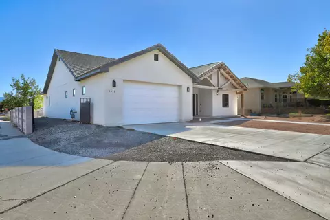 6616 Meadow Lake Pl NW, Albuquerque, NM 87120