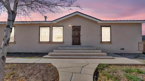 4011 Zorro Dr SE, Albuquerque, NM 87105