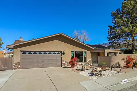 9909 Lorelei Ln NE, Albuquerque, NM 87111