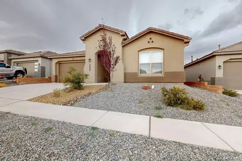 9105 Cambrils Dr NW, Albuquerque, NM 87114