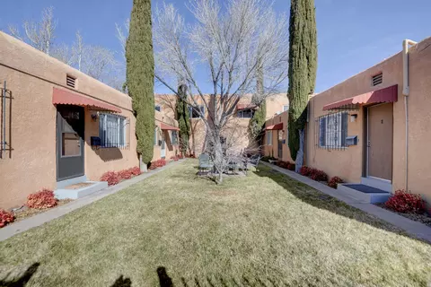 4221 Mesa Grande Pl SE #5, Albuquerque, NM 87108