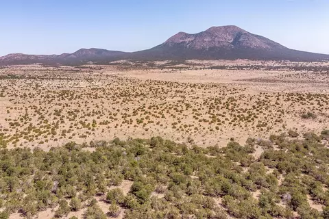 E 1/2 Nw 1/4 Rd Entranosa Road, Edgewood, NM 87015