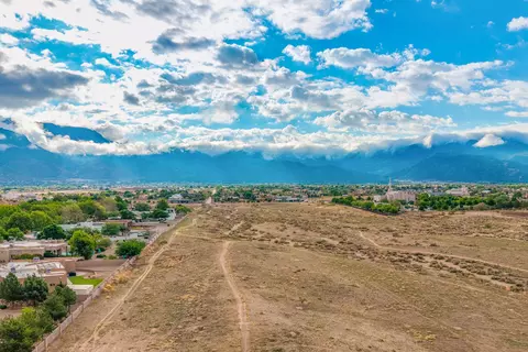 9840 Ranchitos Ave NE, Albuquerque, NM 87122
