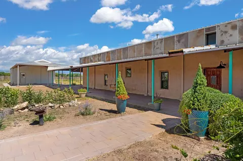82 Edmundo Rd, Belen, NM 87002