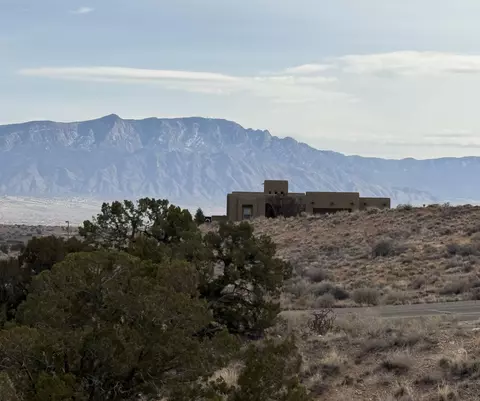2309 Desert Marigold Rd NE, Rio Rancho, NM 87144