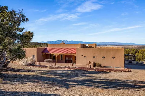3175 Jumano Trl, Mountainair, NM 87036