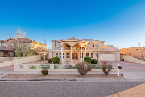 2304 La Vista Ct NW, Albuquerque, NM 87120