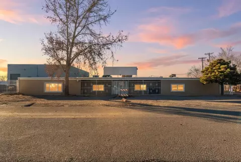 3821 Commercial St NE, Albuquerque, NM 87107