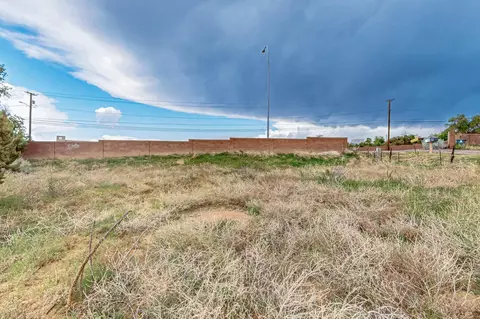 3601 Rodeo Ln, Santa Fe, NM 87507