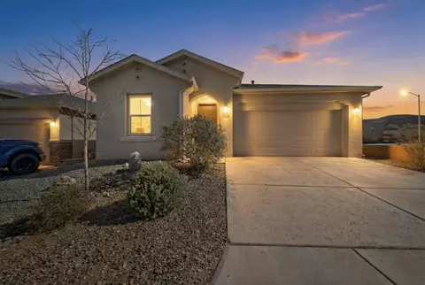 494 Adeline Ave SW, Los Lunas, NM 87031