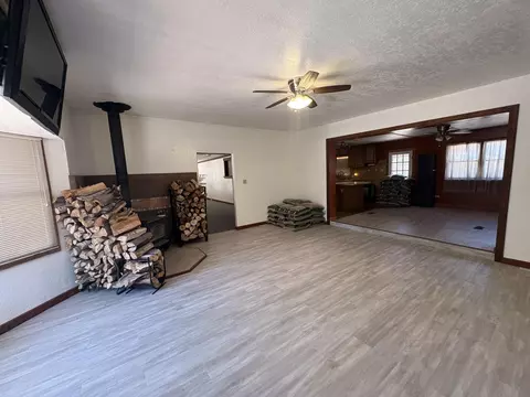 Living - 33 Carp Rd, Thoreau, NM 87323 photo 1 of 5